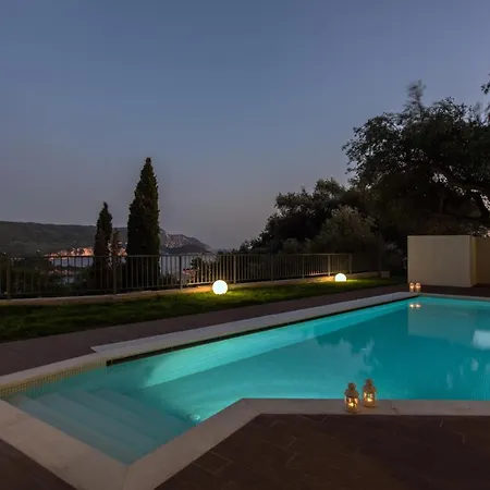 Апартаменты Ionian Sun Палеокастрица